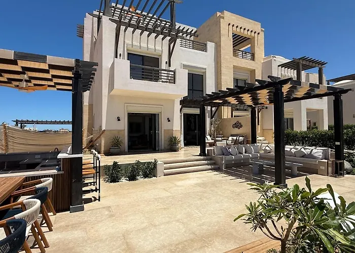 Gouna's